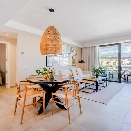 Inf3.4i - Modern Bright Apartamento