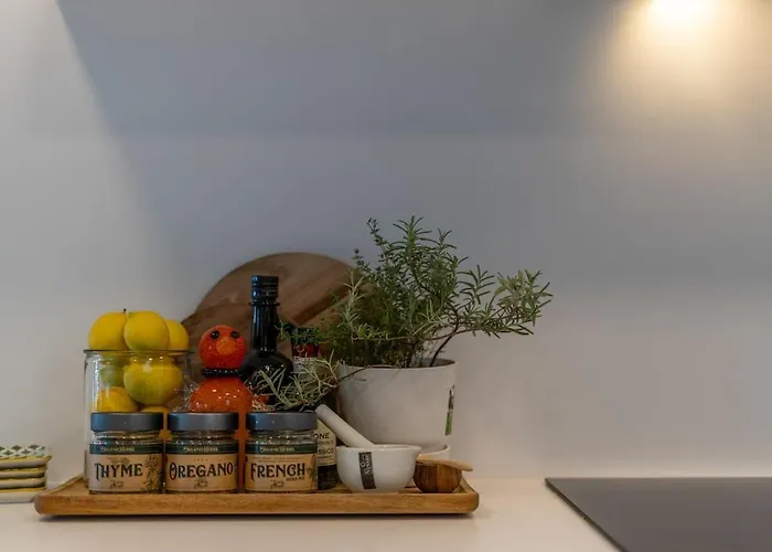 Inf3.4i - Modern Bright Apartamento Estepona