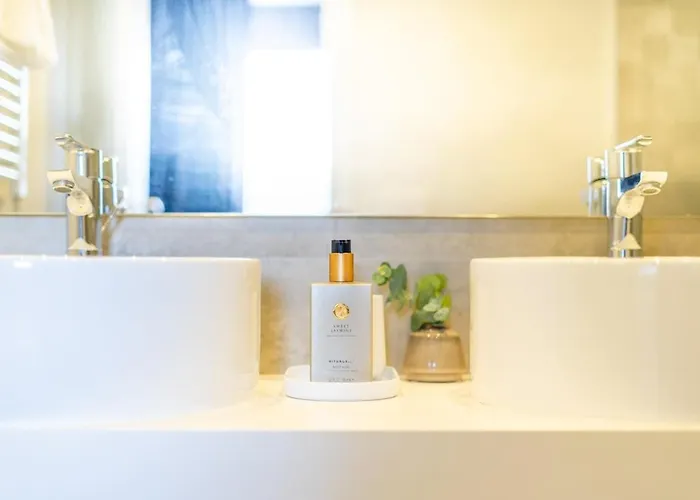 Inf3.4i - Modern Bright * Estepona