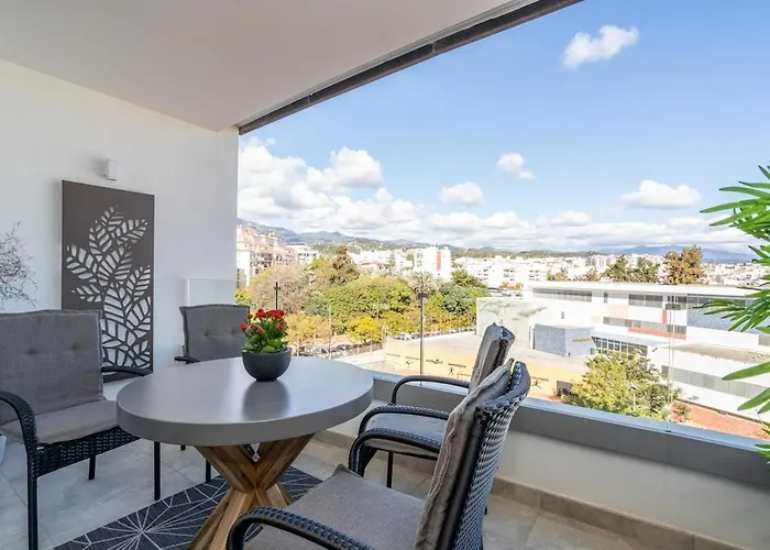 Inf3.4i - Modern Bright Apartamento