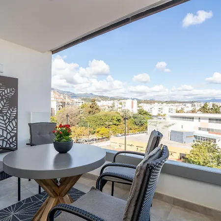 Inf34i - Modern & Bright Apartamento