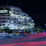 Inf3.4i - Modern Bright Appartement Estepona