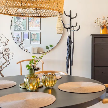 Inf34i - Modern & Bright Estepona