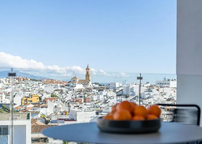 Inf3.4i - Modern Bright Apartment Estepona